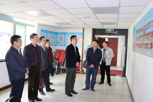 韩康平副局长赴闽西地质大队厦门经营决策中心调研