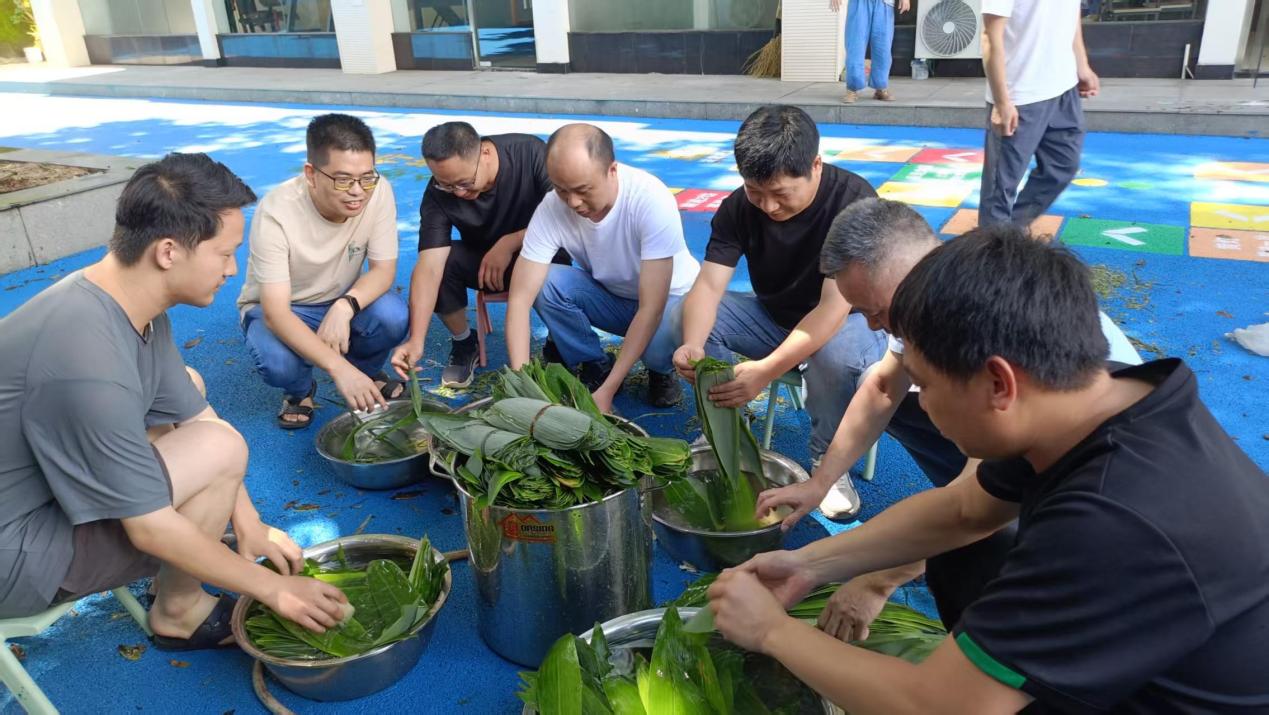 图片2.jpg 图片2.jpg